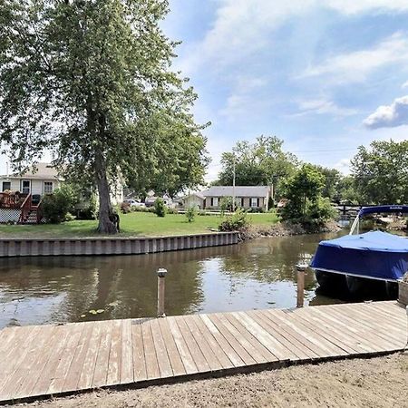 Chain O Lakes Nautical 4Bed 3Bath Waterfront With Bonus Room, Large Deck And Hot Tub Fox Lake Extérieur photo