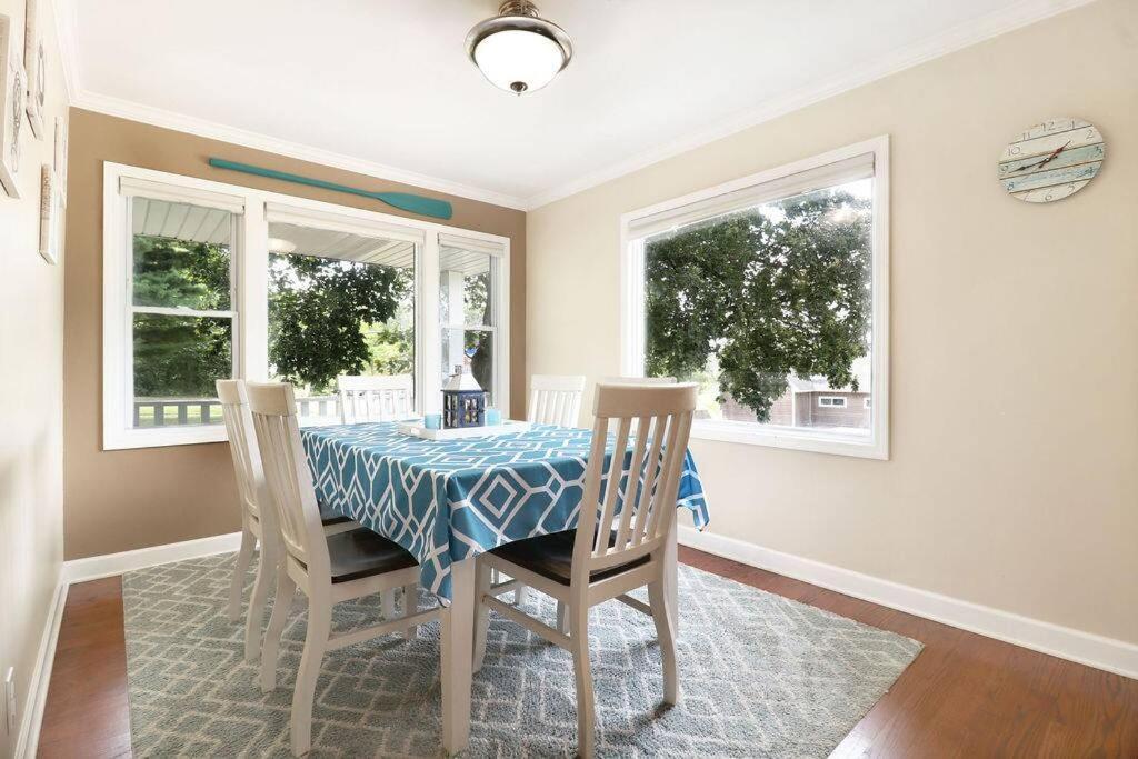 Chain O Lakes Nautical 4Bed 3Bath Waterfront With Bonus Room, Large Deck And Hot Tub Fox Lake Extérieur photo