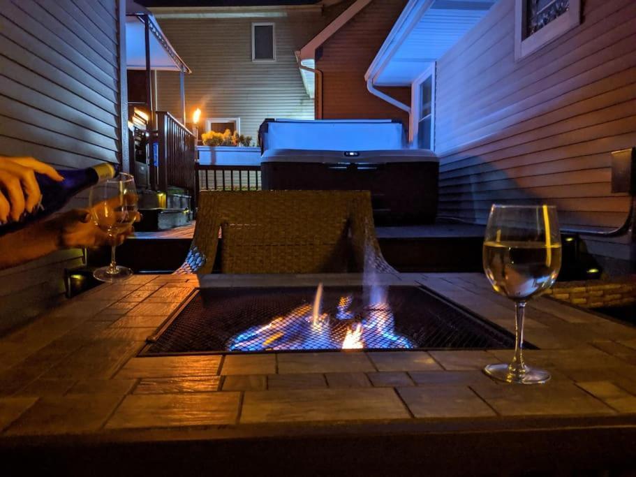 Chain O Lakes Nautical 4Bed 3Bath Waterfront With Bonus Room, Large Deck And Hot Tub Fox Lake Extérieur photo