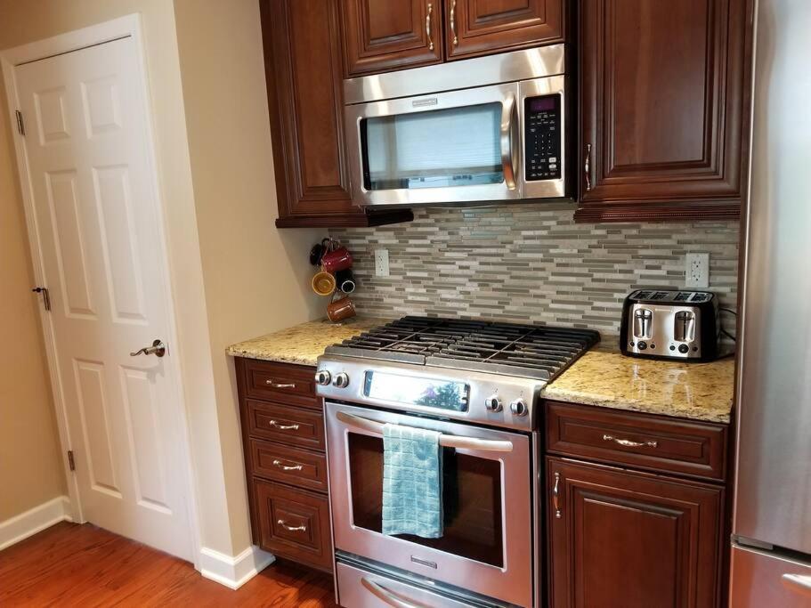 Chain O Lakes Nautical 4Bed 3Bath Waterfront With Bonus Room, Large Deck And Hot Tub Fox Lake Extérieur photo